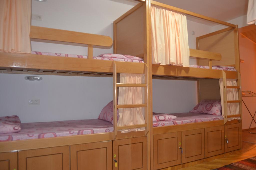 Hostel Valentin 2 Скопье Номер фото